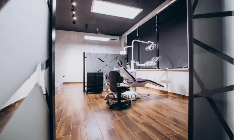 4 Tips on Finding a Multi-Specialty Family Dentist Near Healthcare Hubs Like a Dentist in Novena