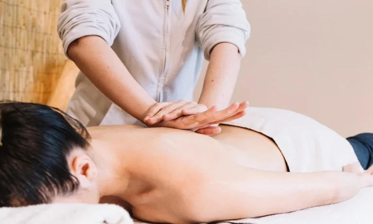Medical Massage in NYC: Understanding Its Role in Recovery, Mobility, and Wellness